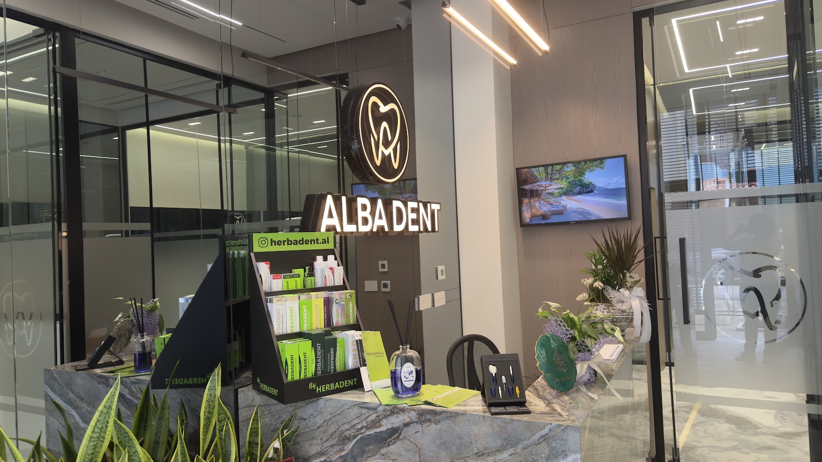 Alba Dent - Klinike Dentare ne Vlore