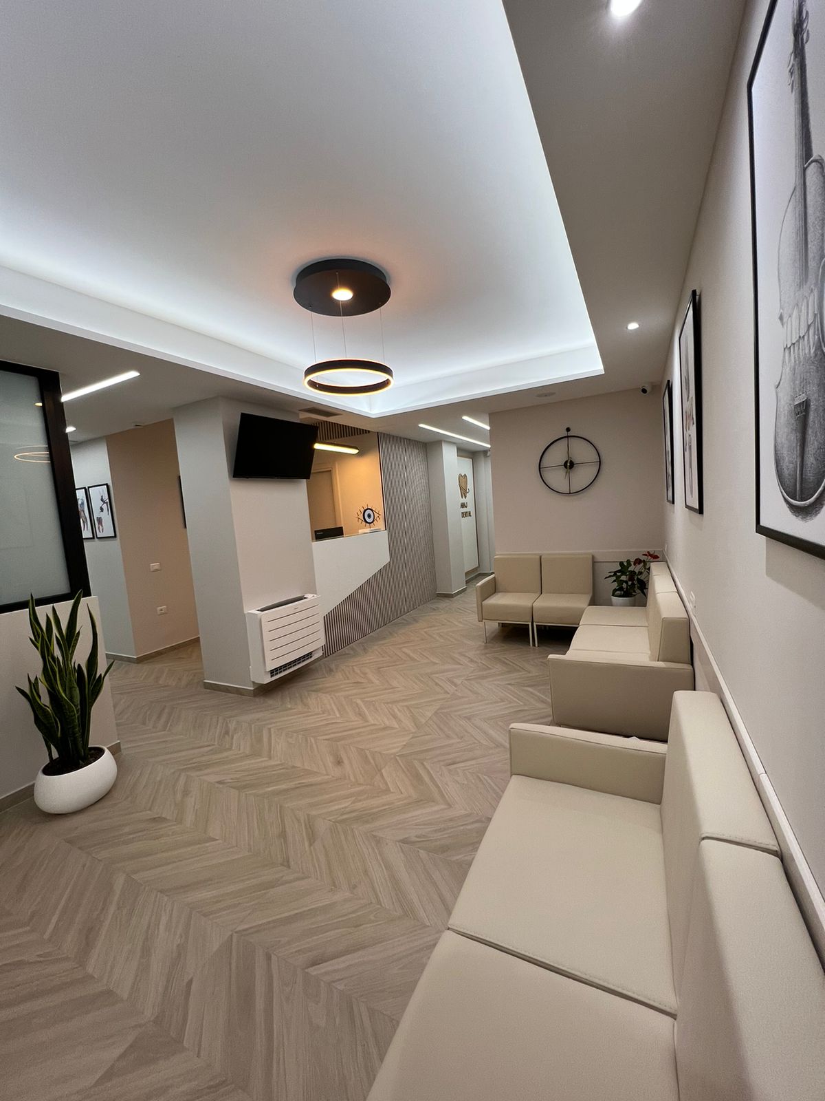 Dental Clinic "Llanaj"