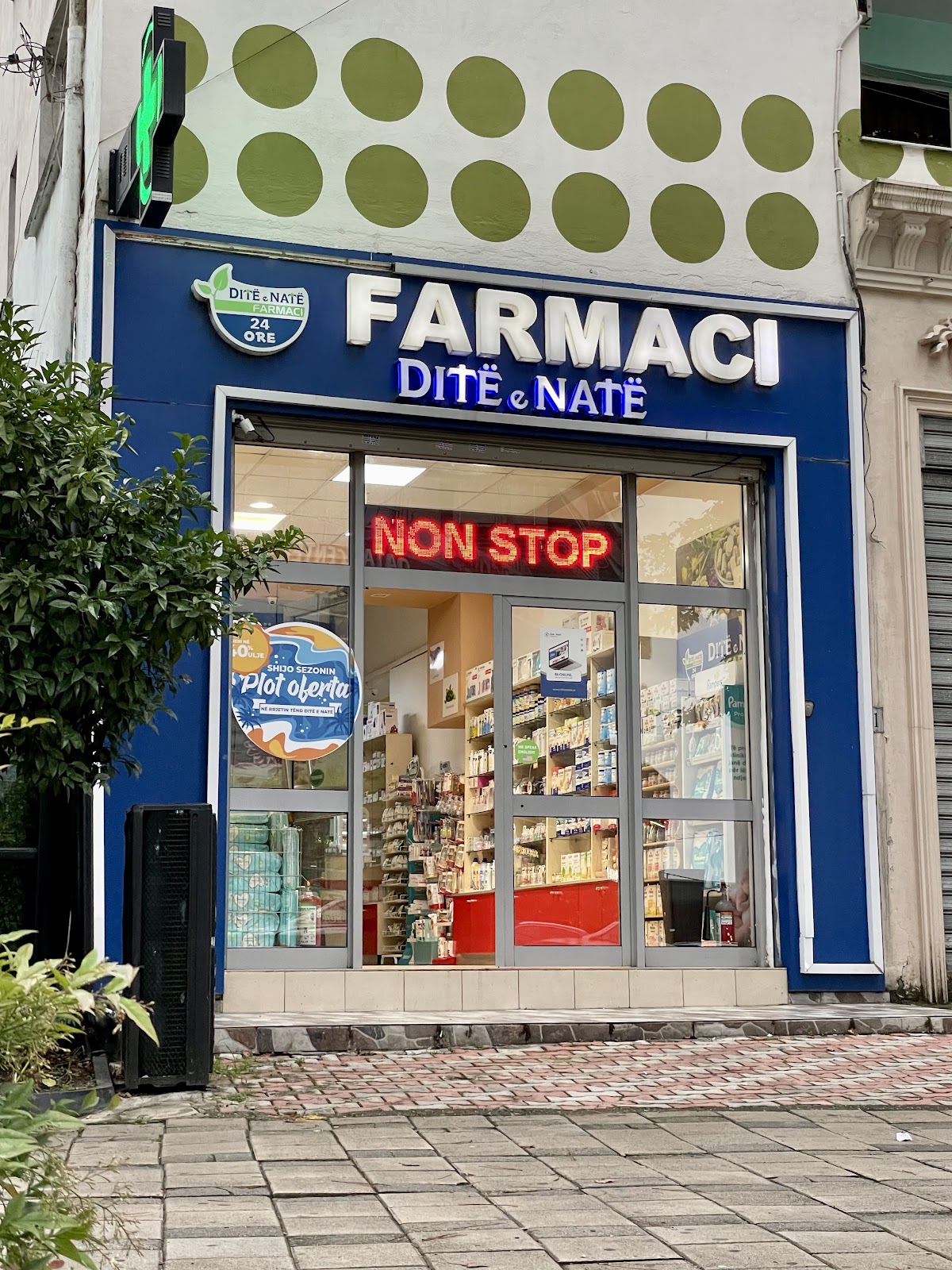 Farmaci Ditë e Natë Nr. 002 - Zogu i Zi