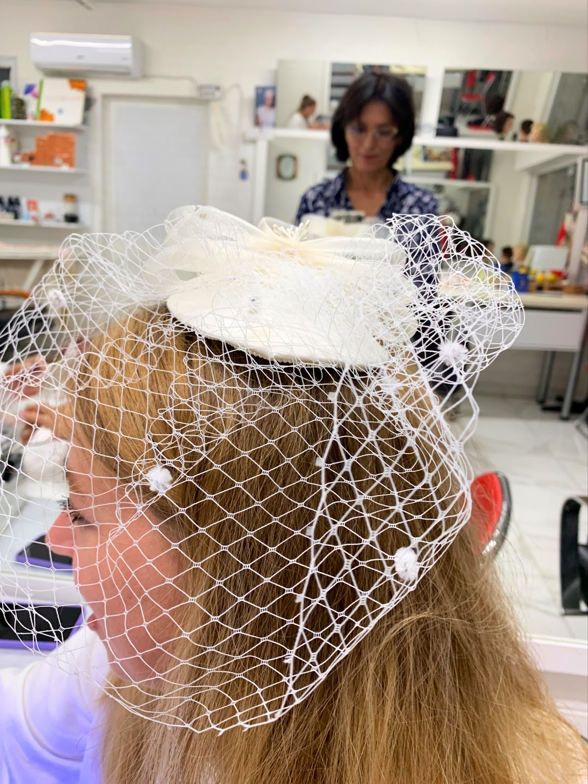 Parukeri Estetike Memi (Beauty Salon Memi)