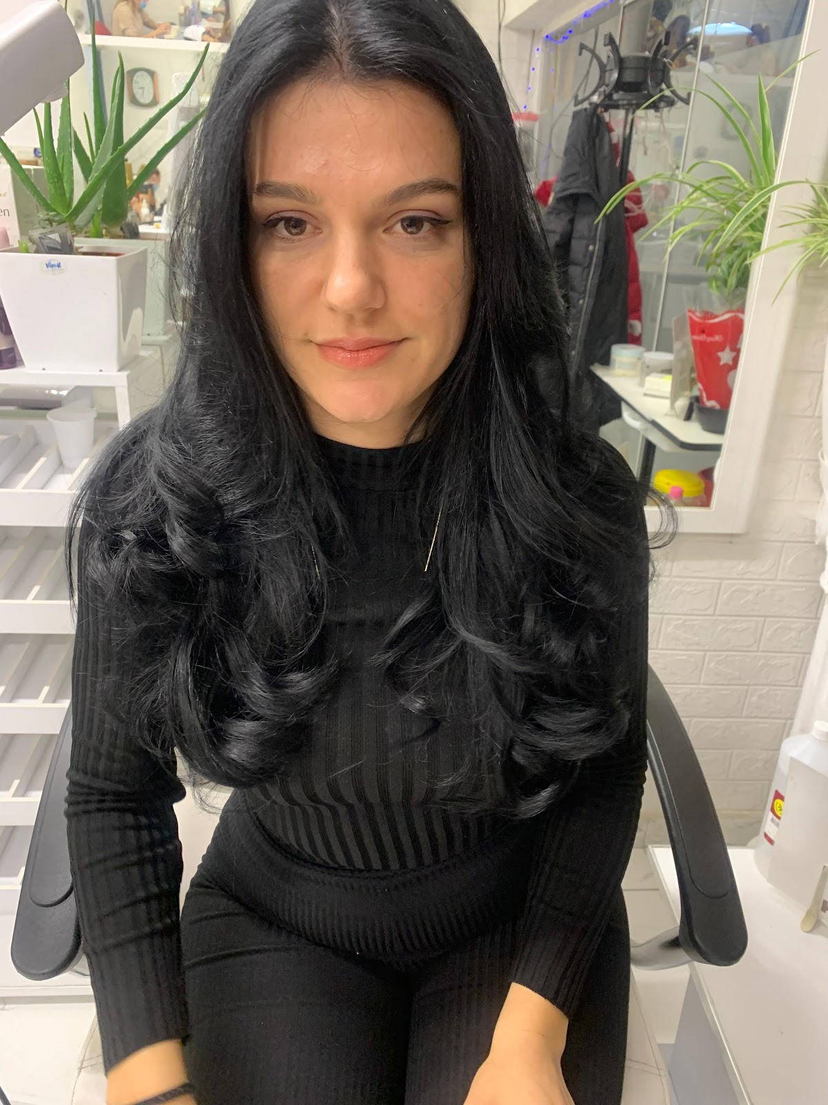 Parukeri Estetike Memi (Beauty Salon Memi)