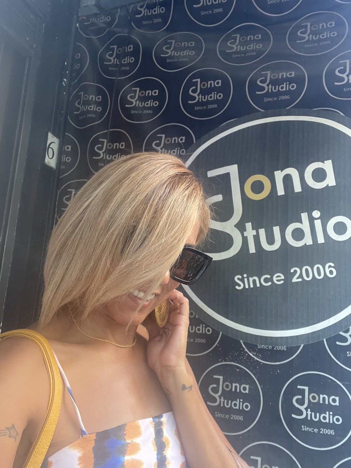 Jona Studio (Sallon Bukurie/Parukeri)