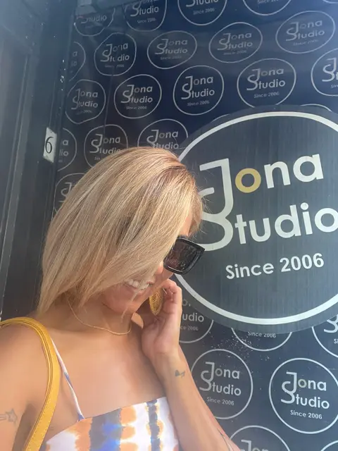 Jona Studio (Sallon Bukurie/Parukeri)