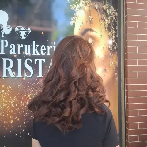 Parukeri Kristal Beauty Academy