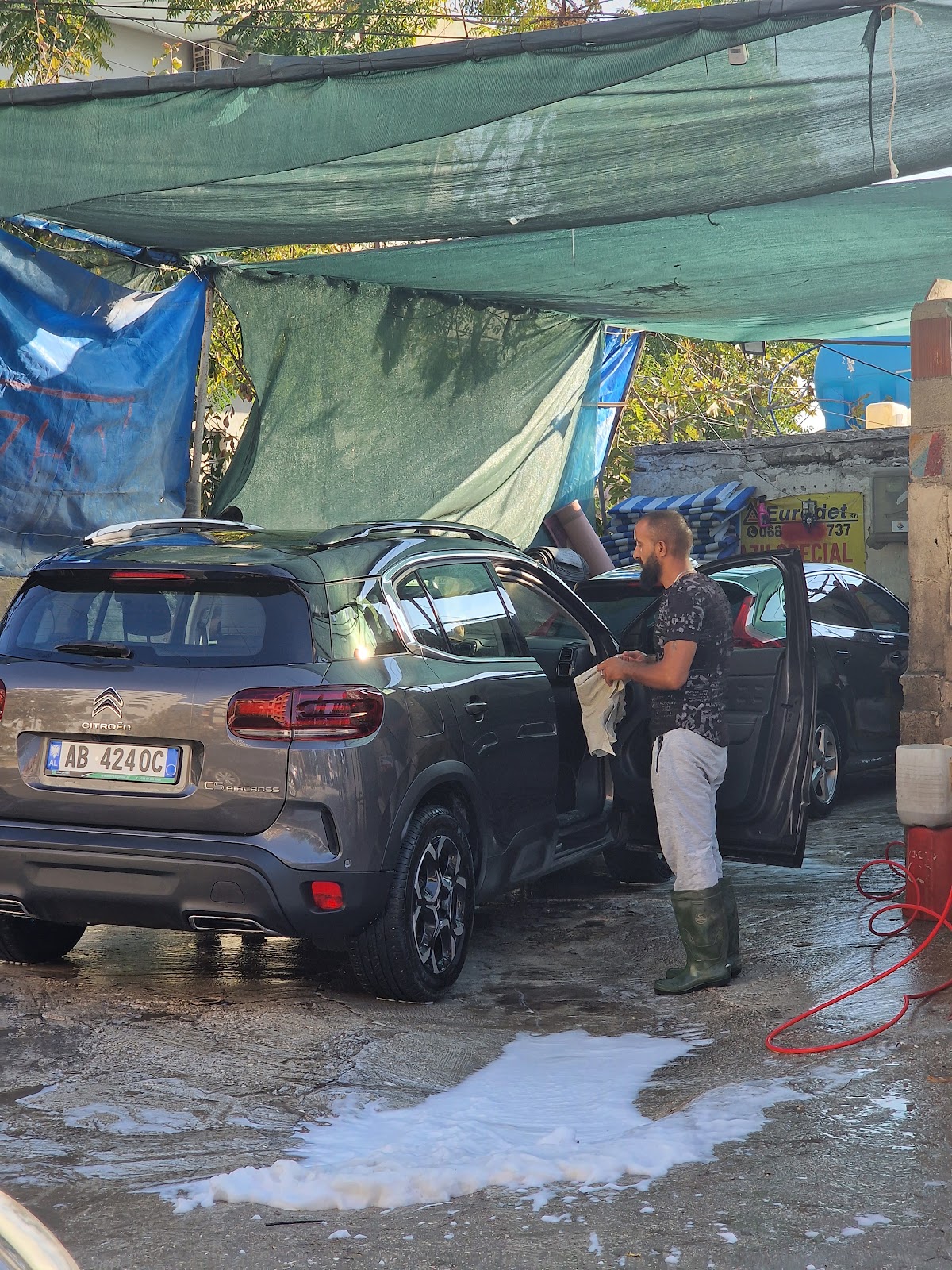 Lavazh Special (car wash)