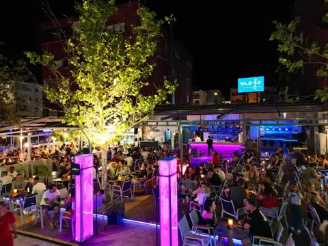 Mojo Cocktails Bar