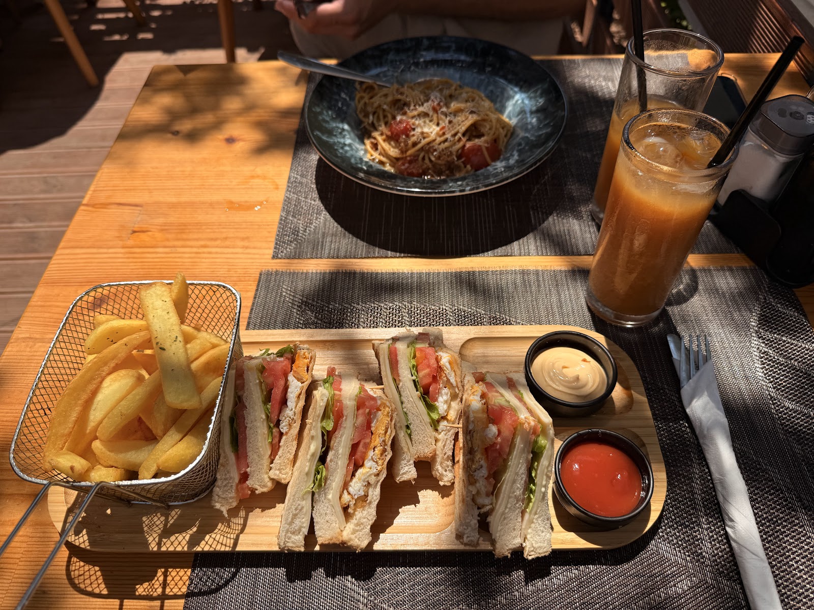 Bar-Restaurant "DERVISHAJ"