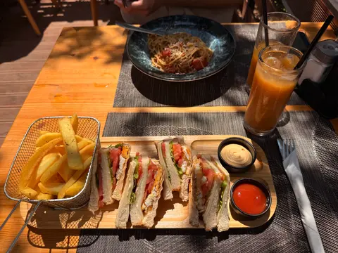 Bar-Restaurant "DERVISHAJ"