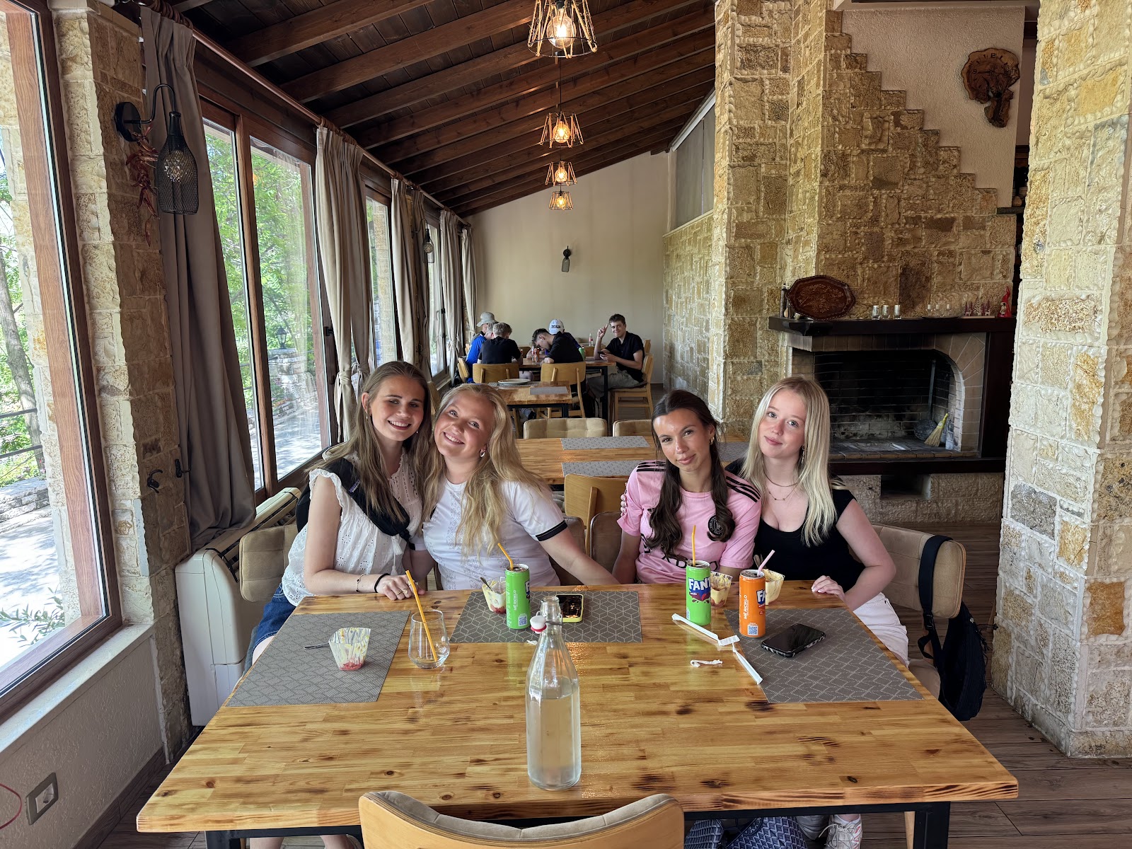 Kodra e Gjelbër Agrotourism (Green Hill)