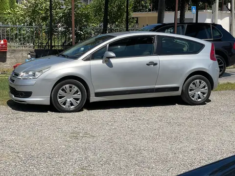 Makina me qera, Rental Cars Tirana