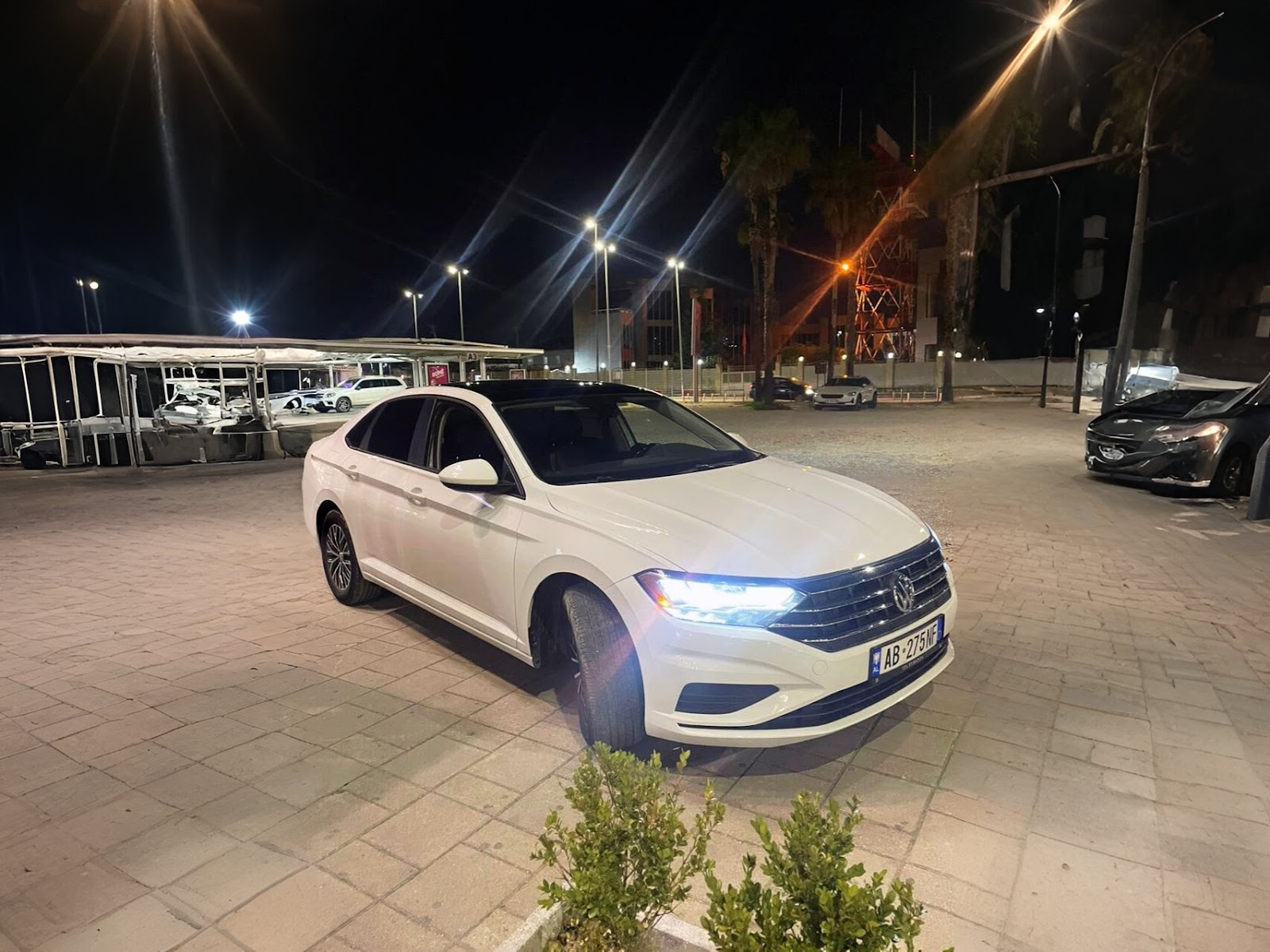 Makina me qera - Car rental albania airport