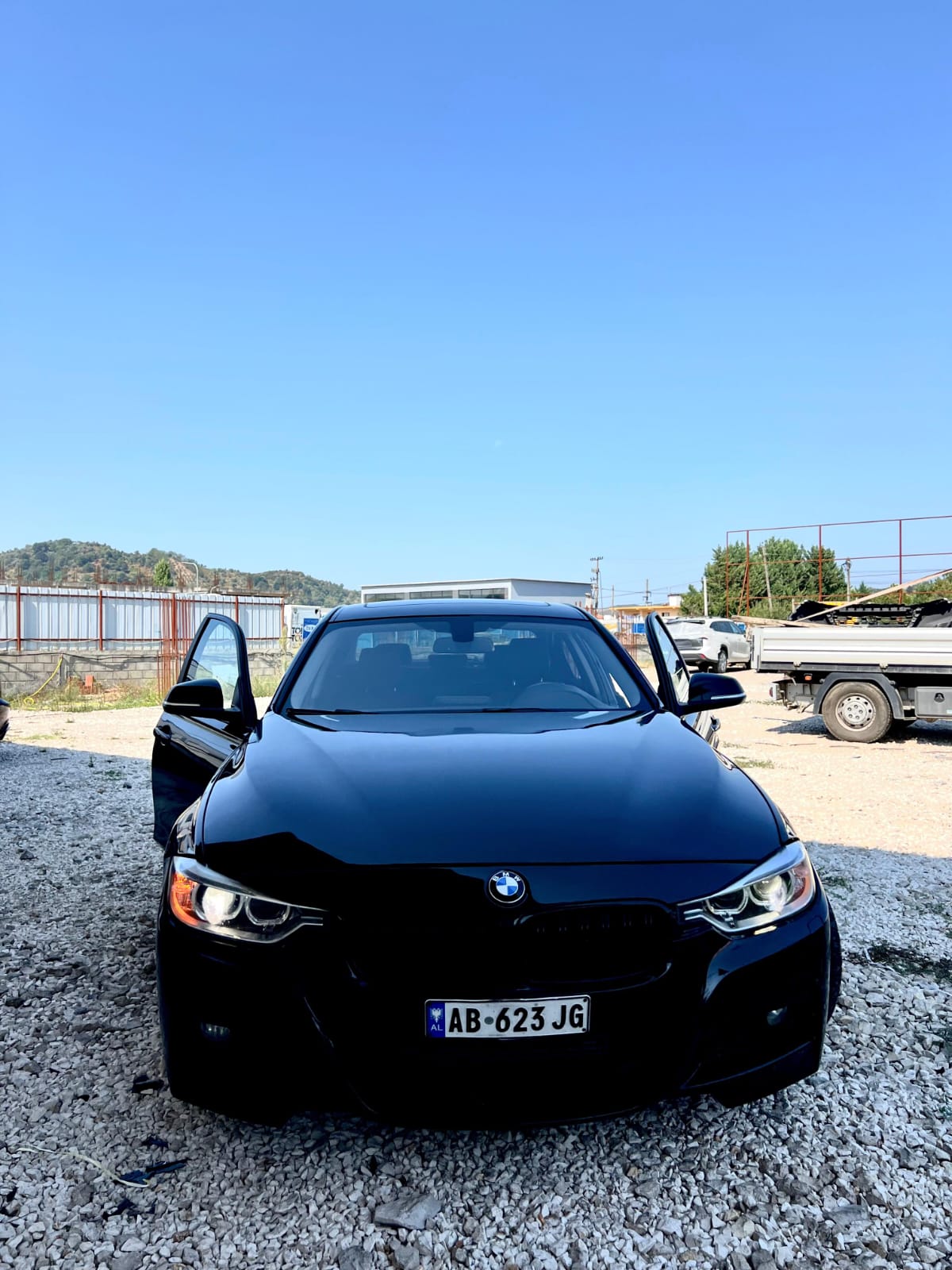 Makina me qera - Car rental albania airport