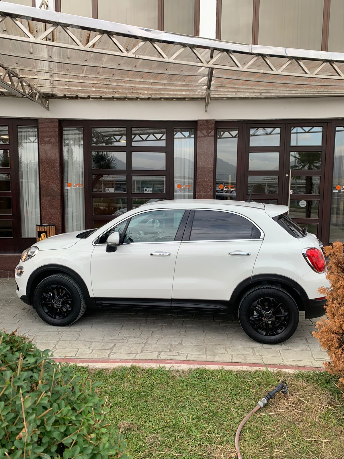 Makina me qera ATT - Car rental in Tirana