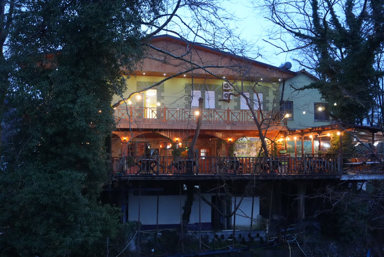 Bar Restaurant Hotel Shinjatari