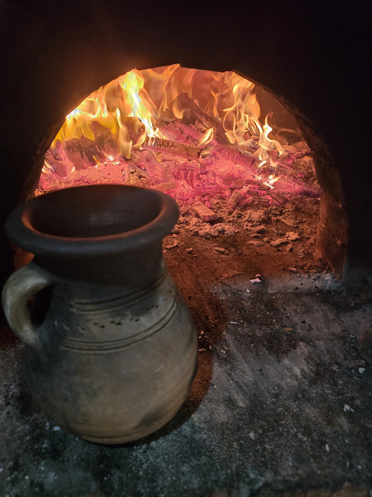 Bar Restorant Tuneli Xibër Iliri