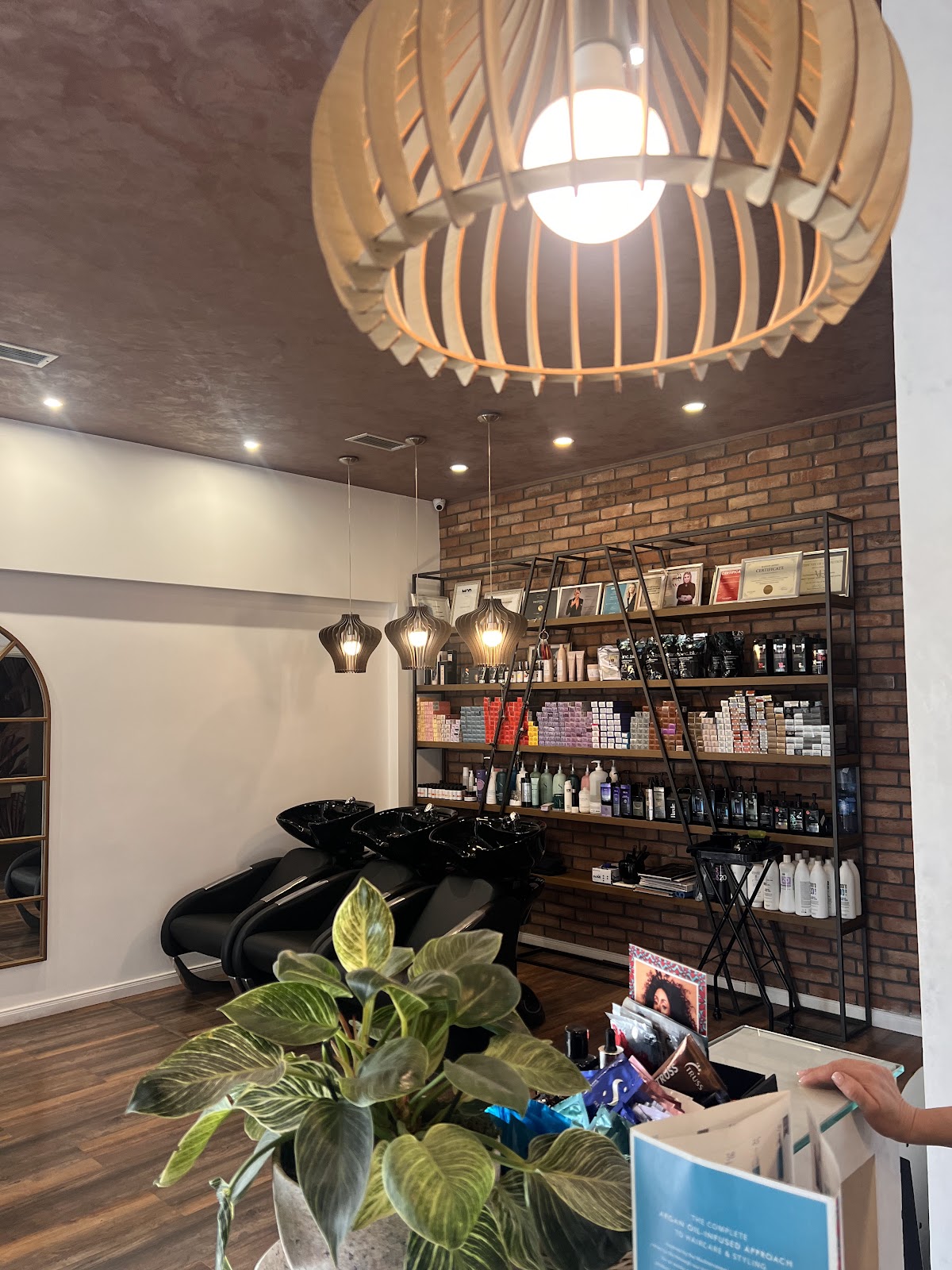 Xhana Beauty Center