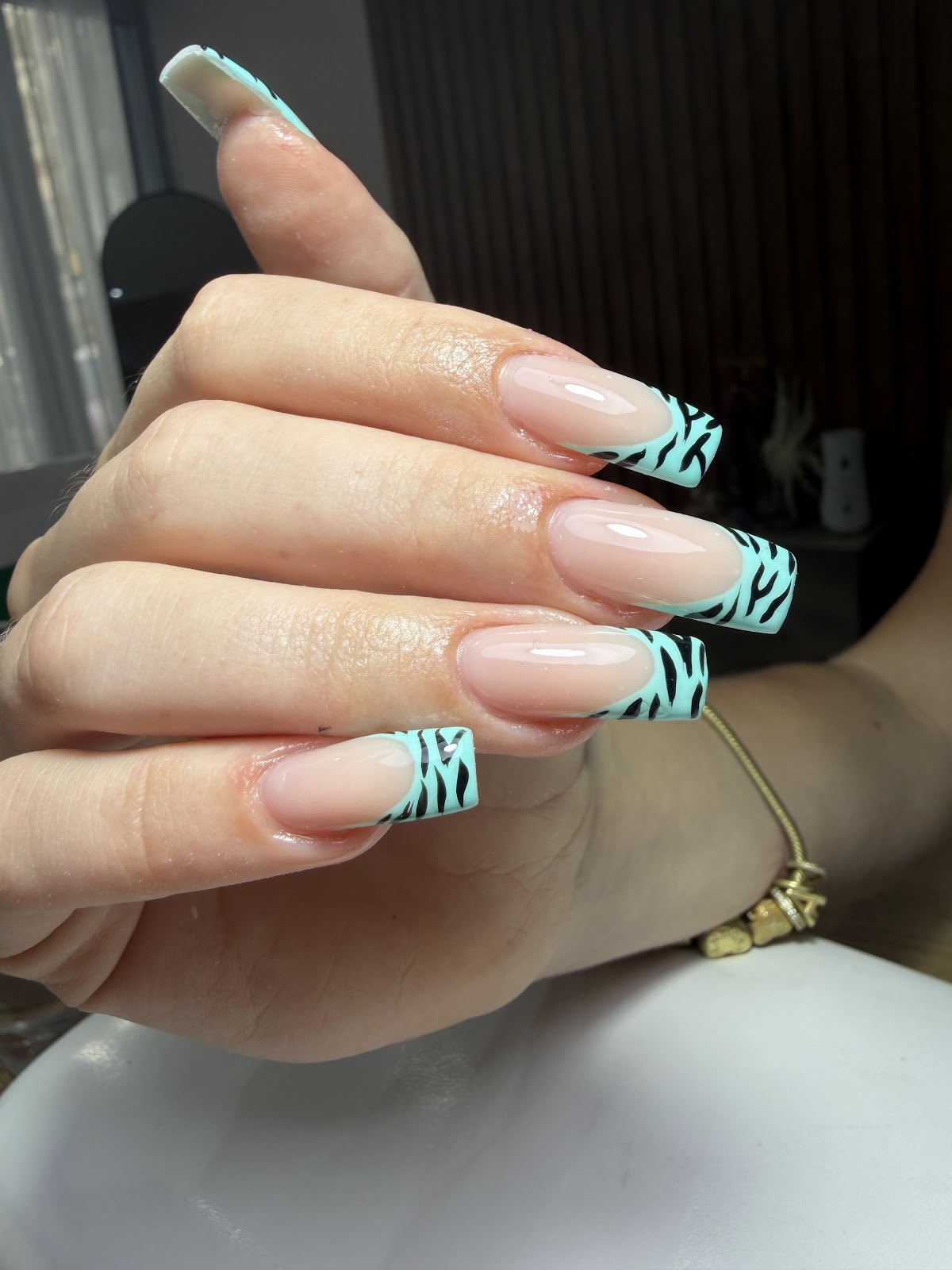 Bela Nails