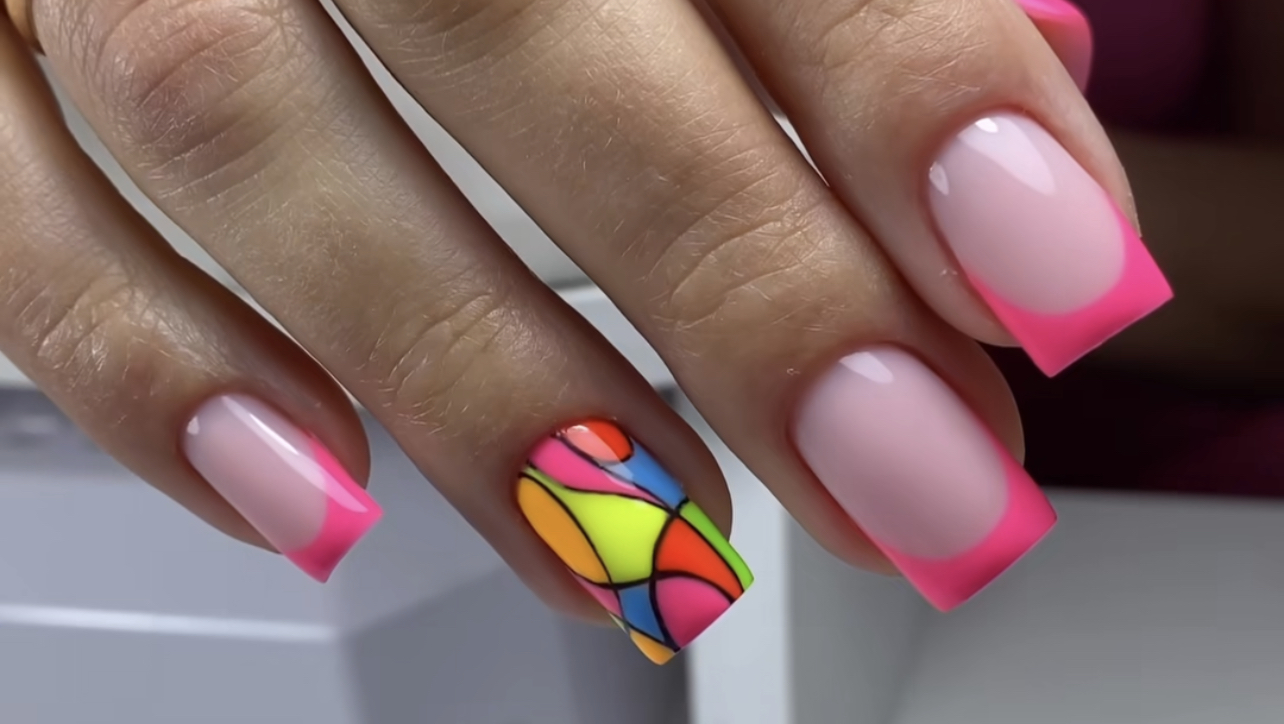 Mela Nails