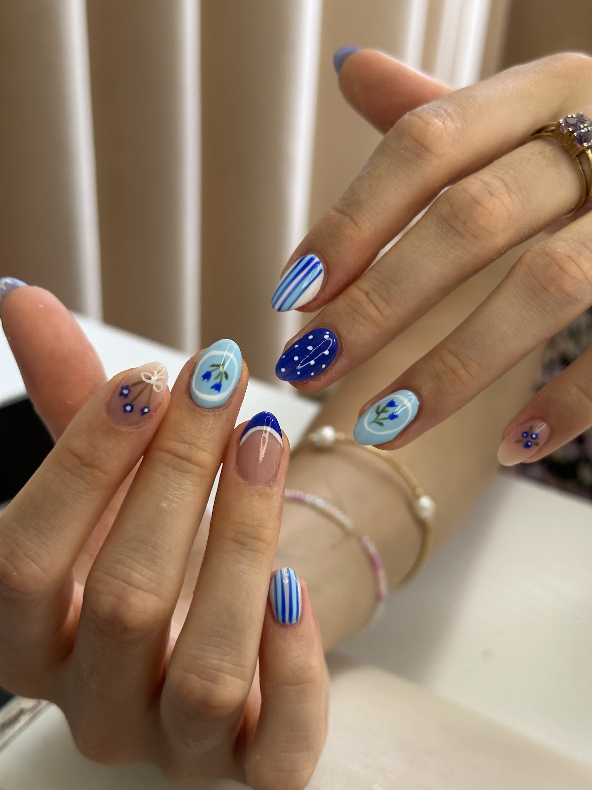 Nails by Bana