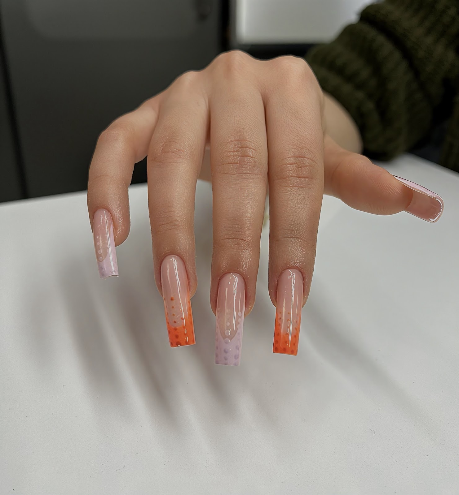Akuarel Nails Hair and Make Up Beauty Salon