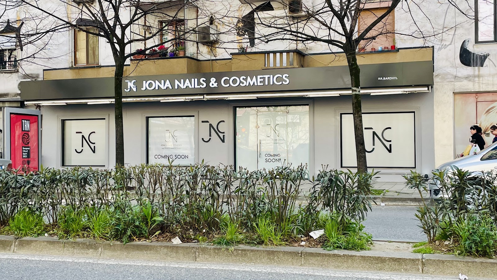 Jona Nails & Cosmetics