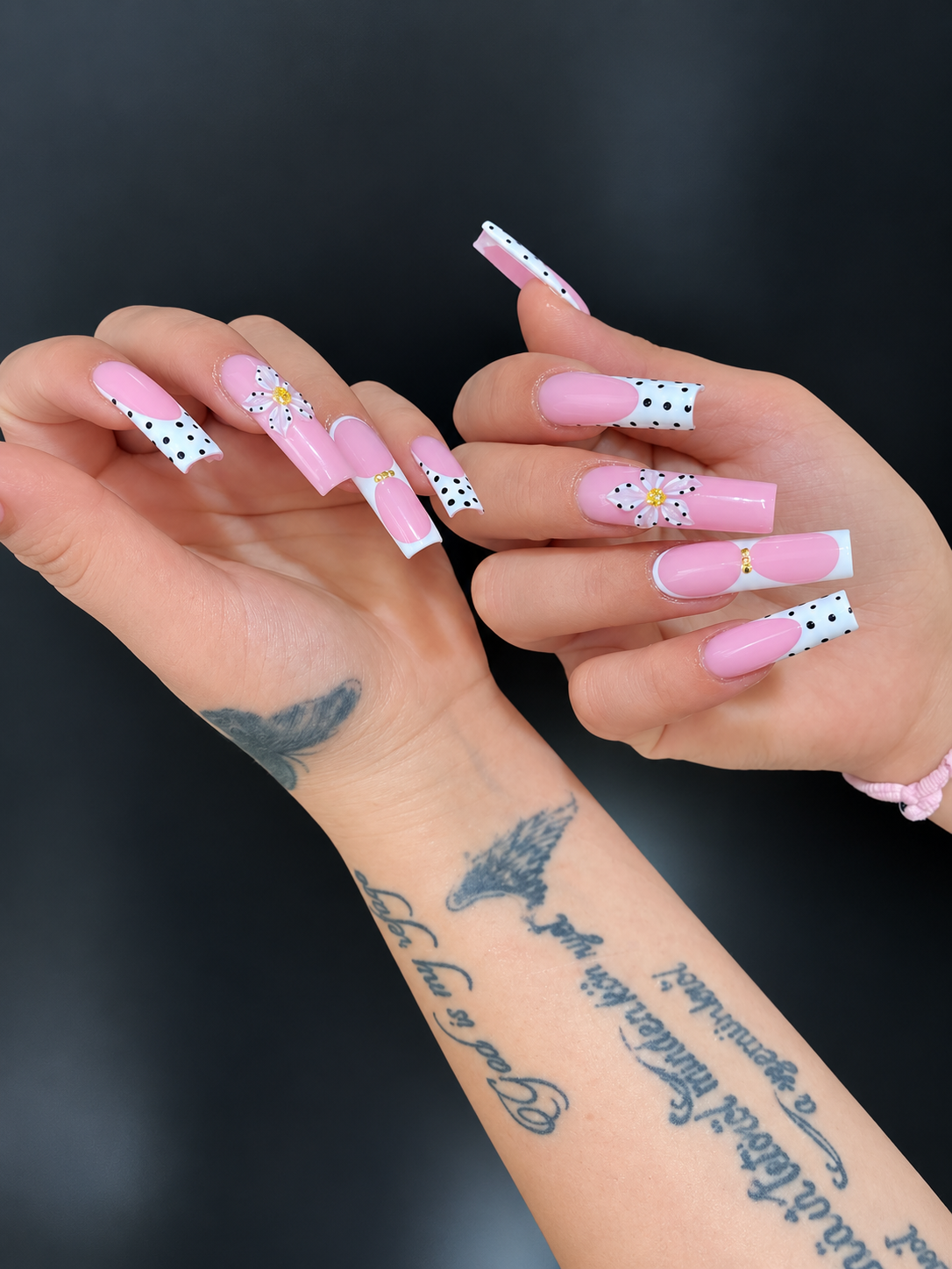 Akuarel Nails