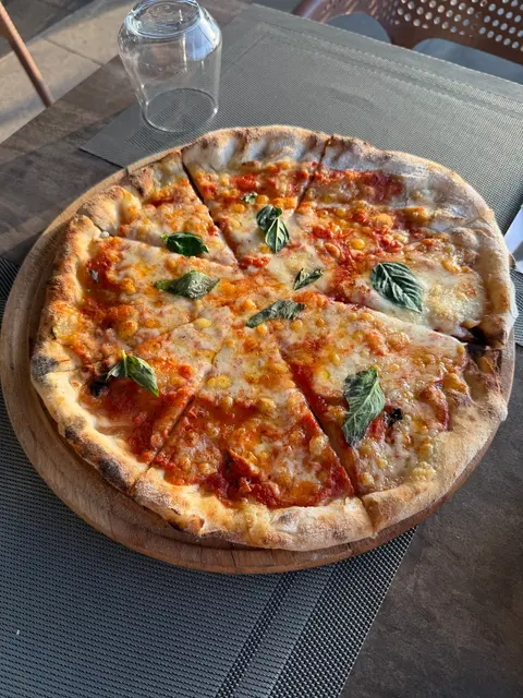 L'Arte della Pizza (Lake view)