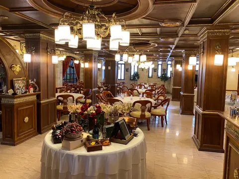 Dinasty Hotel