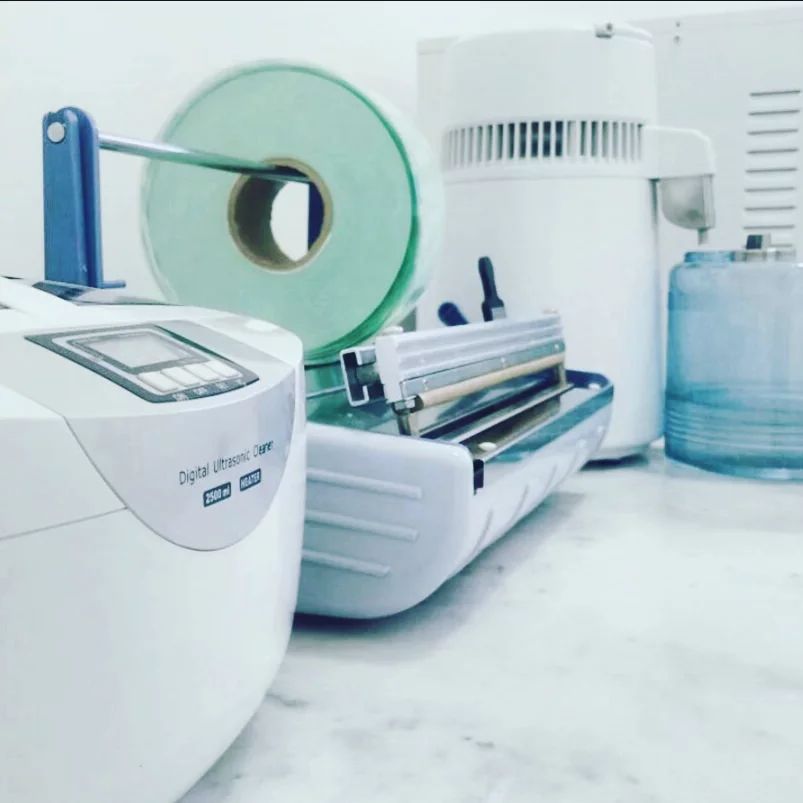 Professional Dental Clinic - Dr. Iris Kallmi (Shkëmbi)