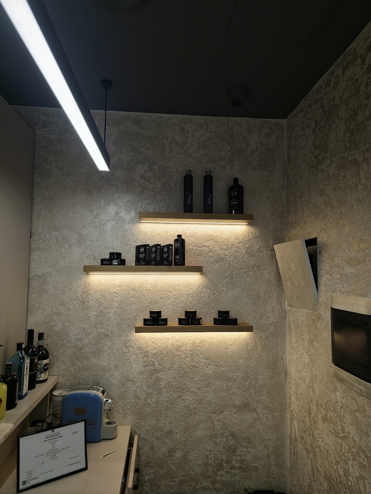 BS HAIR STUDIO
