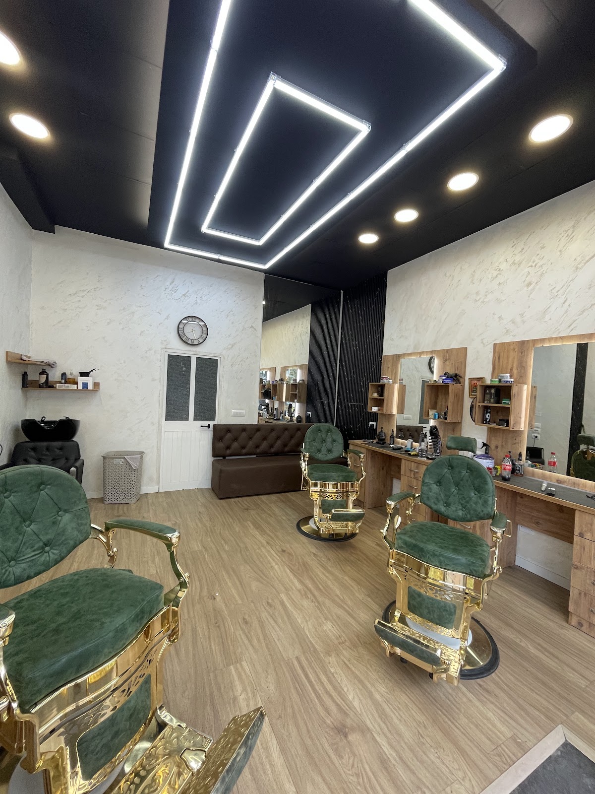 Barber andi