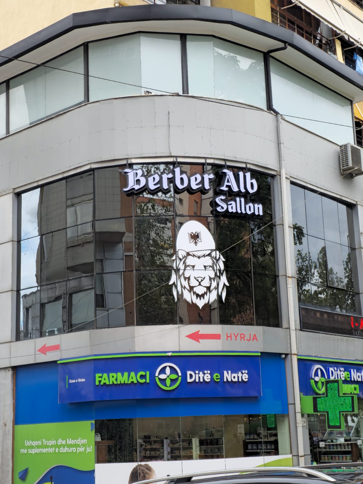 BerberAlb Sallon
