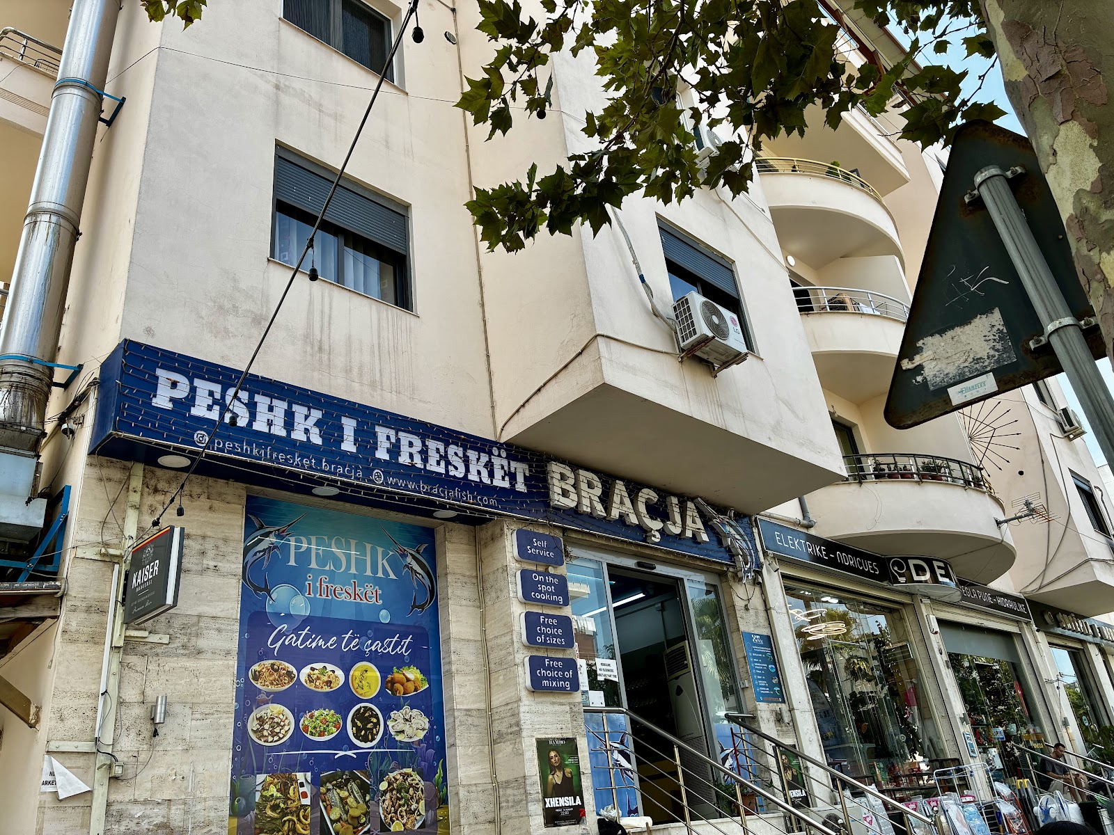 Bracja Fish - Beach