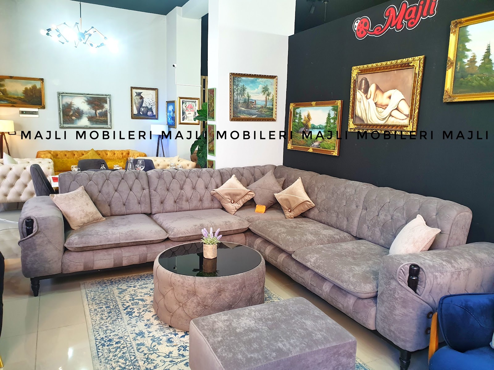 Majli Mobileri