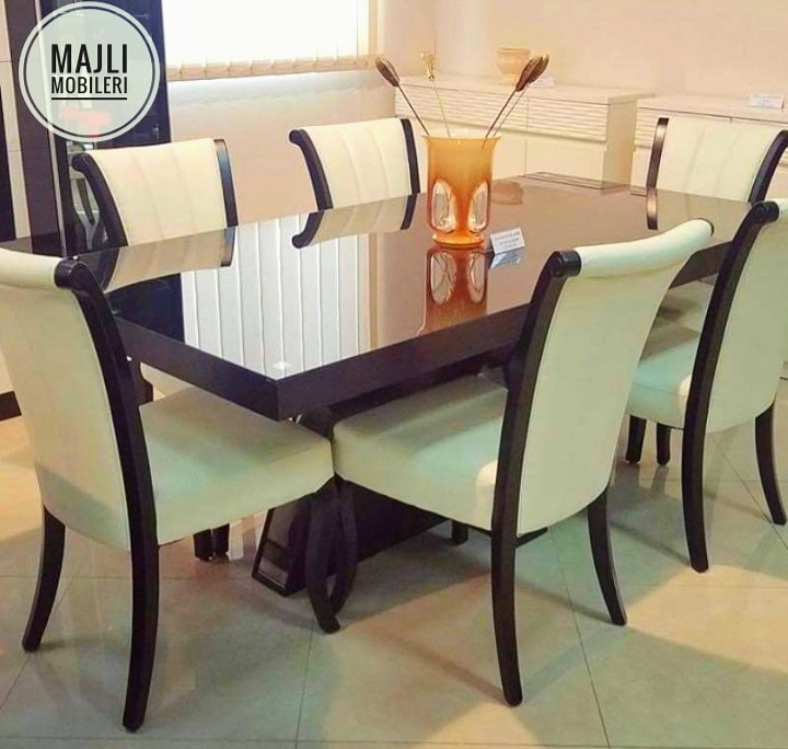 Majli Mobileri