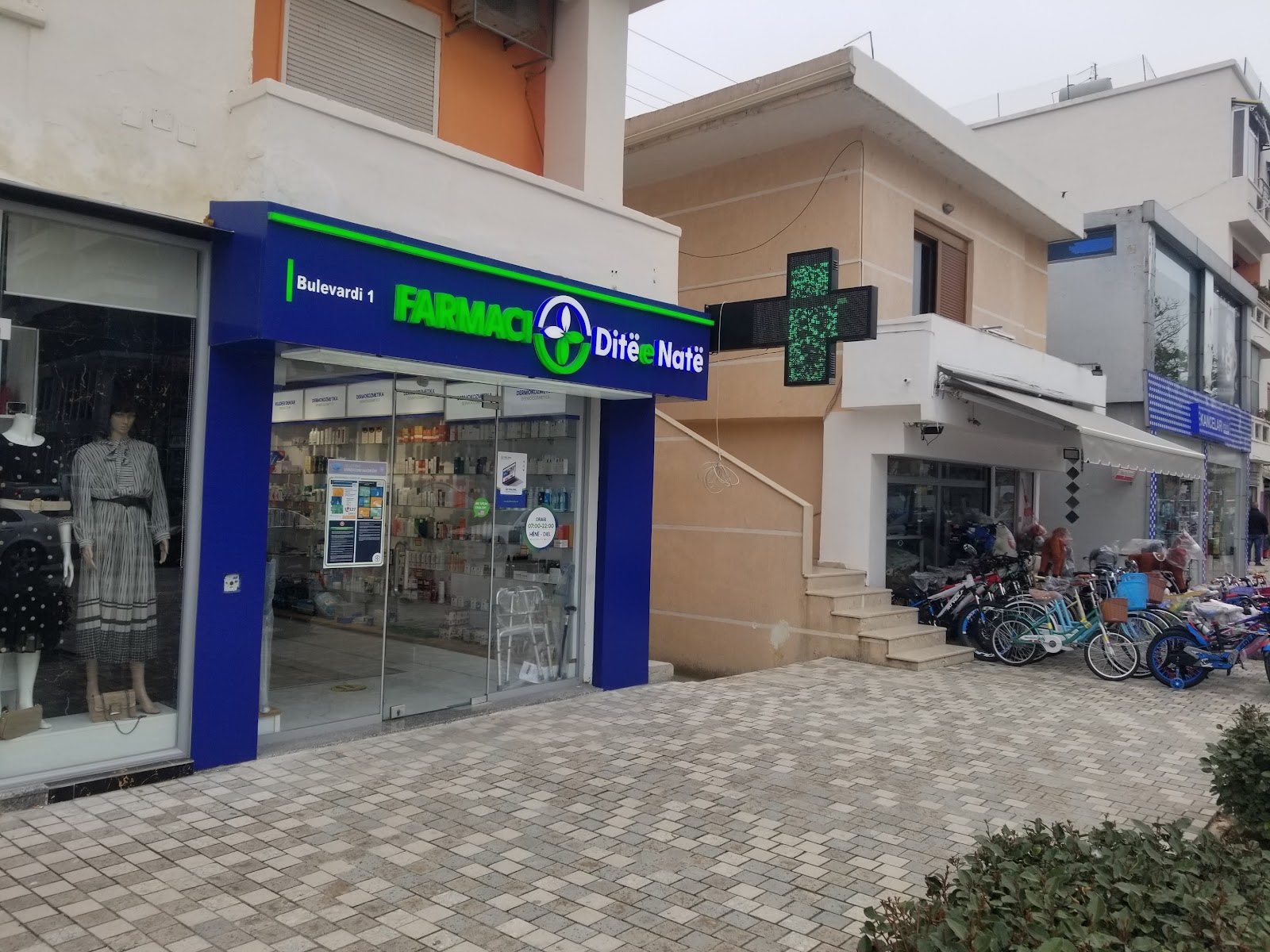Farmaci Ditë e Natë Nr. 038 - Vlorë, Bulevardi
