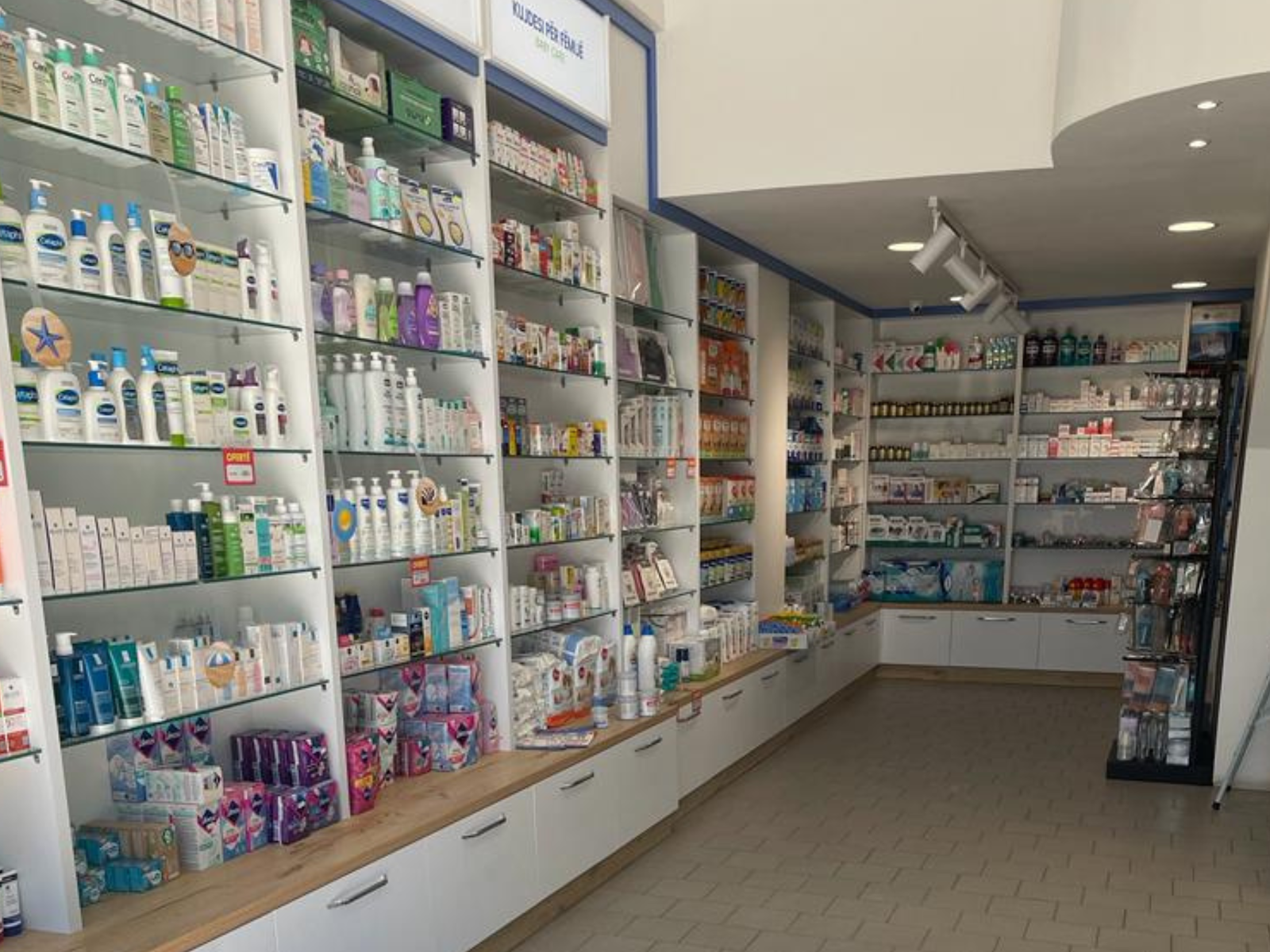 Farmaci Ditë e Natë Nr. 045 - Korçë 1