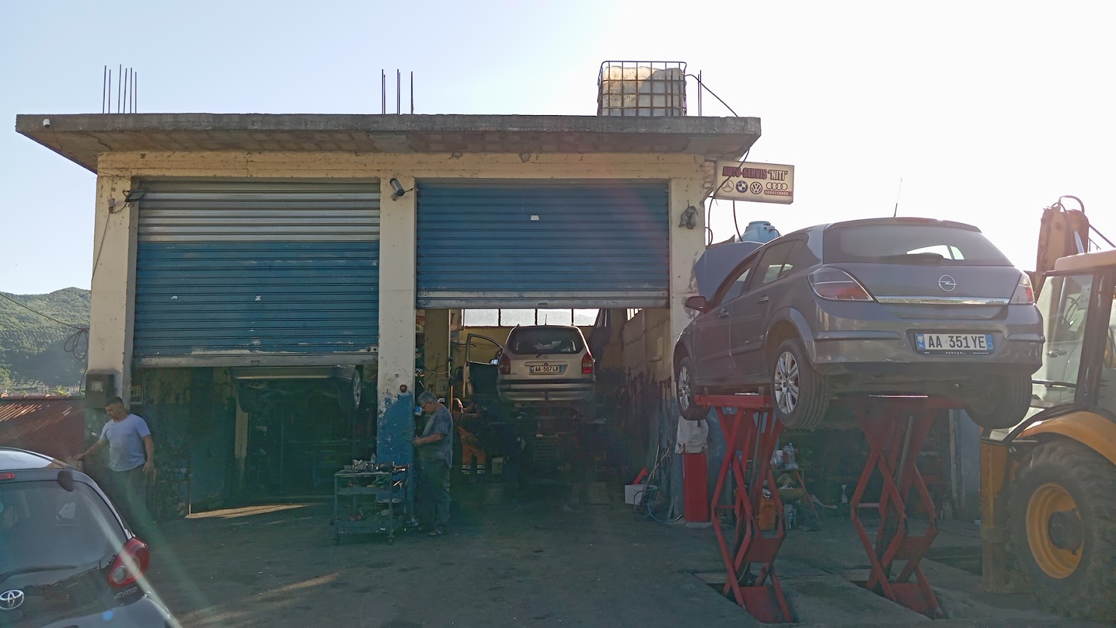 Servis Niti