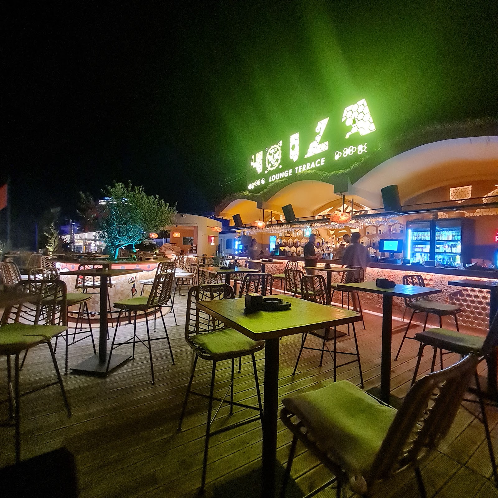 Hojza Lounge Terrace
