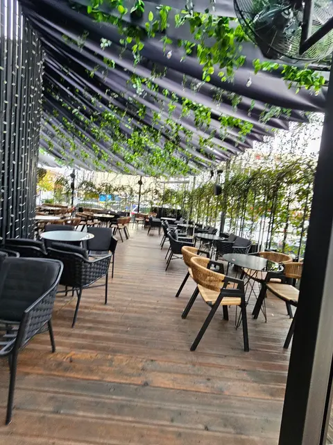 TRIDA Lounge bar