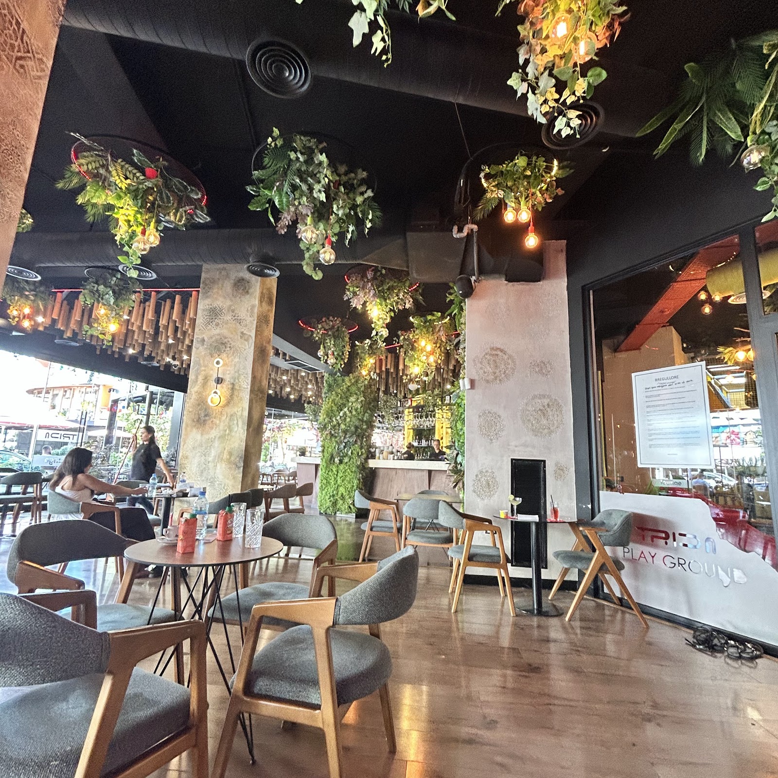 TRIDA Lounge bar