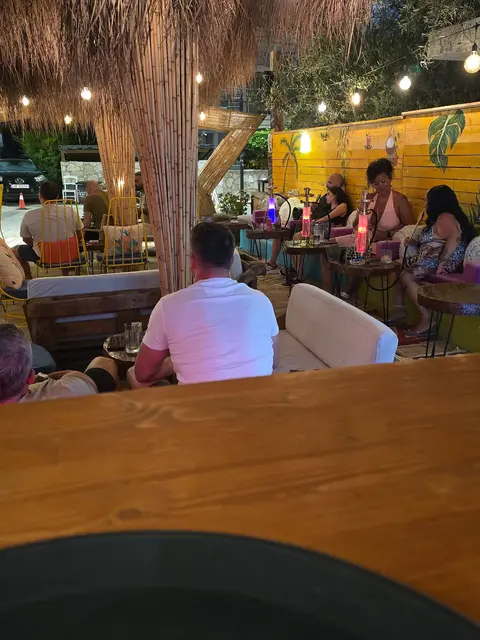 Bermuda Lounge Bar