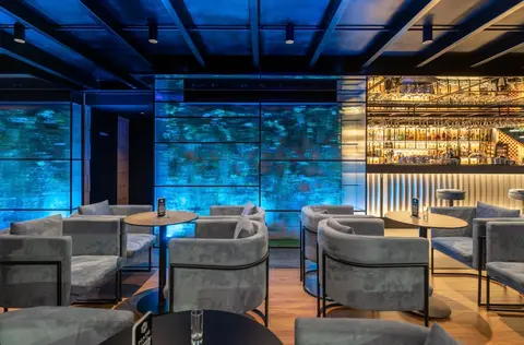 Nami Lounge & Bar