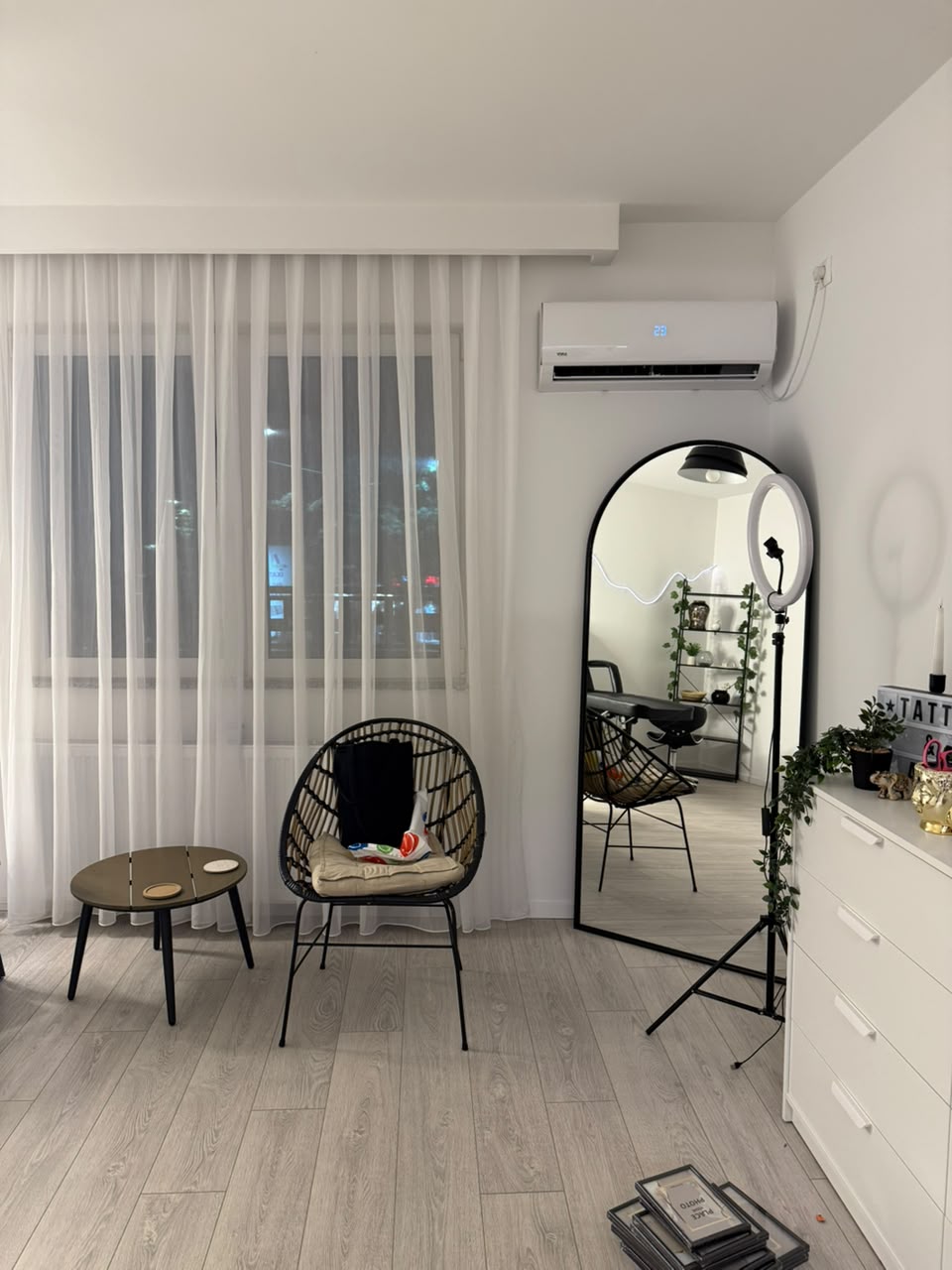 Lira Taraku Tattoo & Art Studio