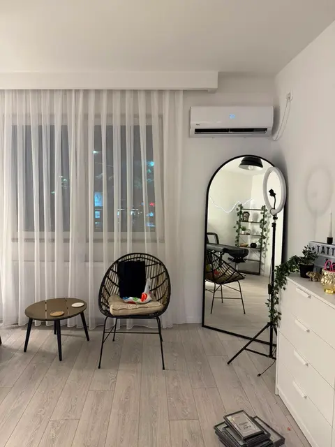 Lira Taraku Tattoo & Art Studio