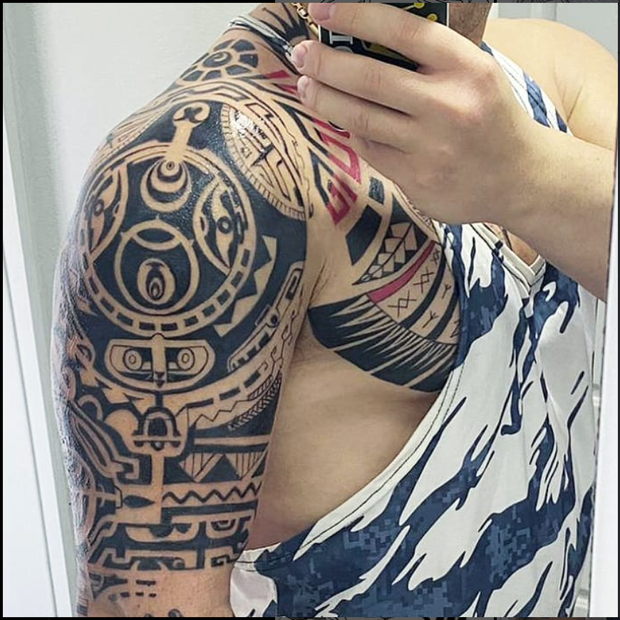 Black Circle Tattoo Tirana
