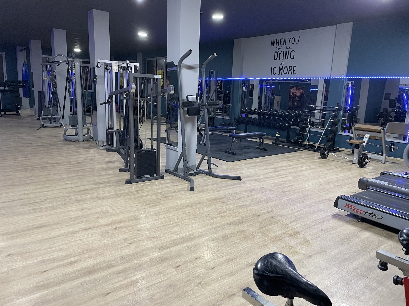 Gold's gym