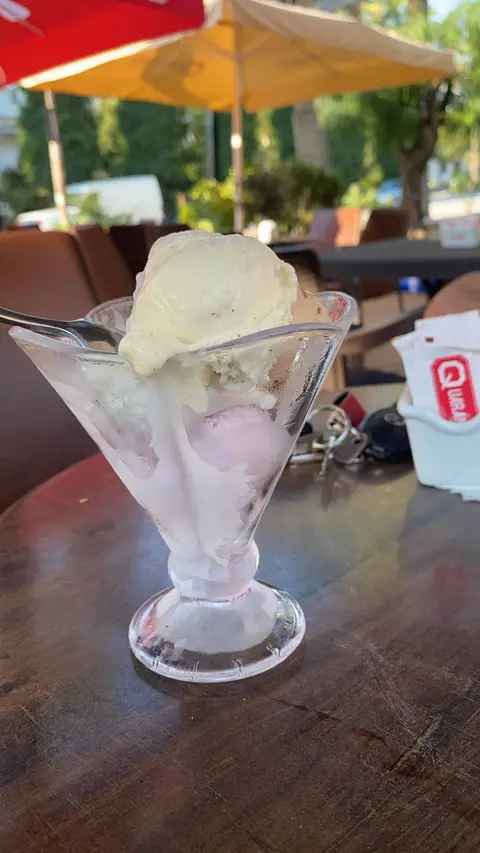 Bar Pasticeri Daullja