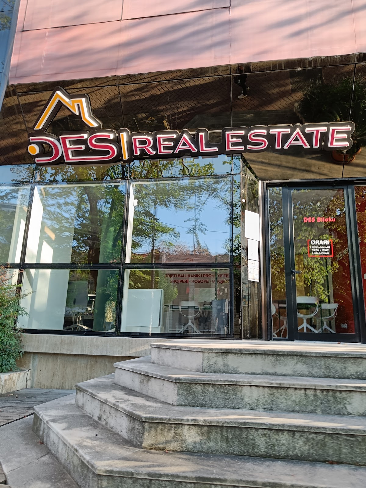DES Real Estate