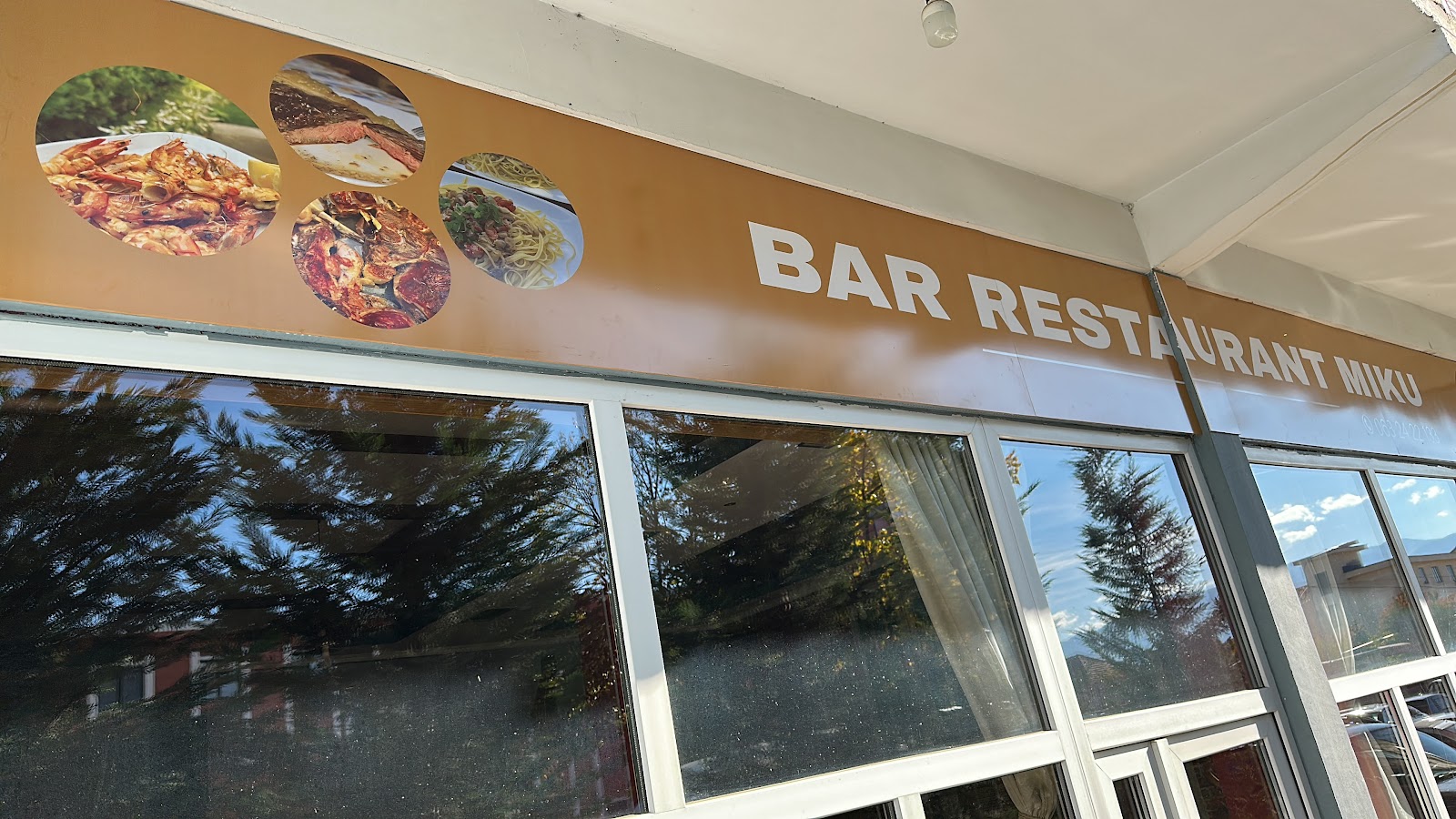 Bar-Restorant Miku